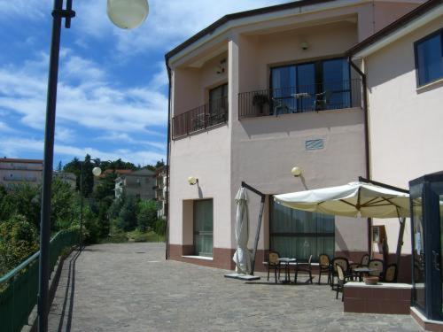 Hotel Ambasciatori Калитри Экстерьер фото